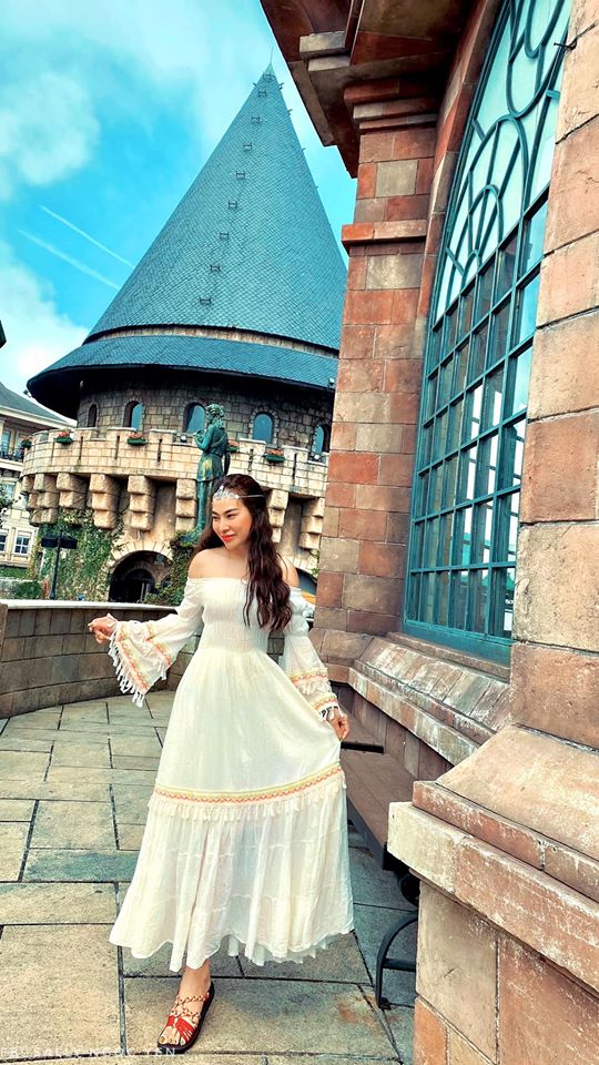 Feedback-khach-hang-check-in-Ba-na-Hill-dam-bet-vai-tay-dai-loe-tiem-thanh-xuan-4