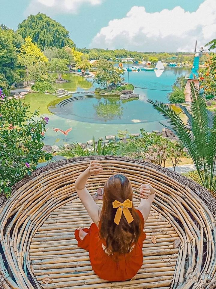 Chụp ảnh ở KDL Suối Mơ Đồng Nai