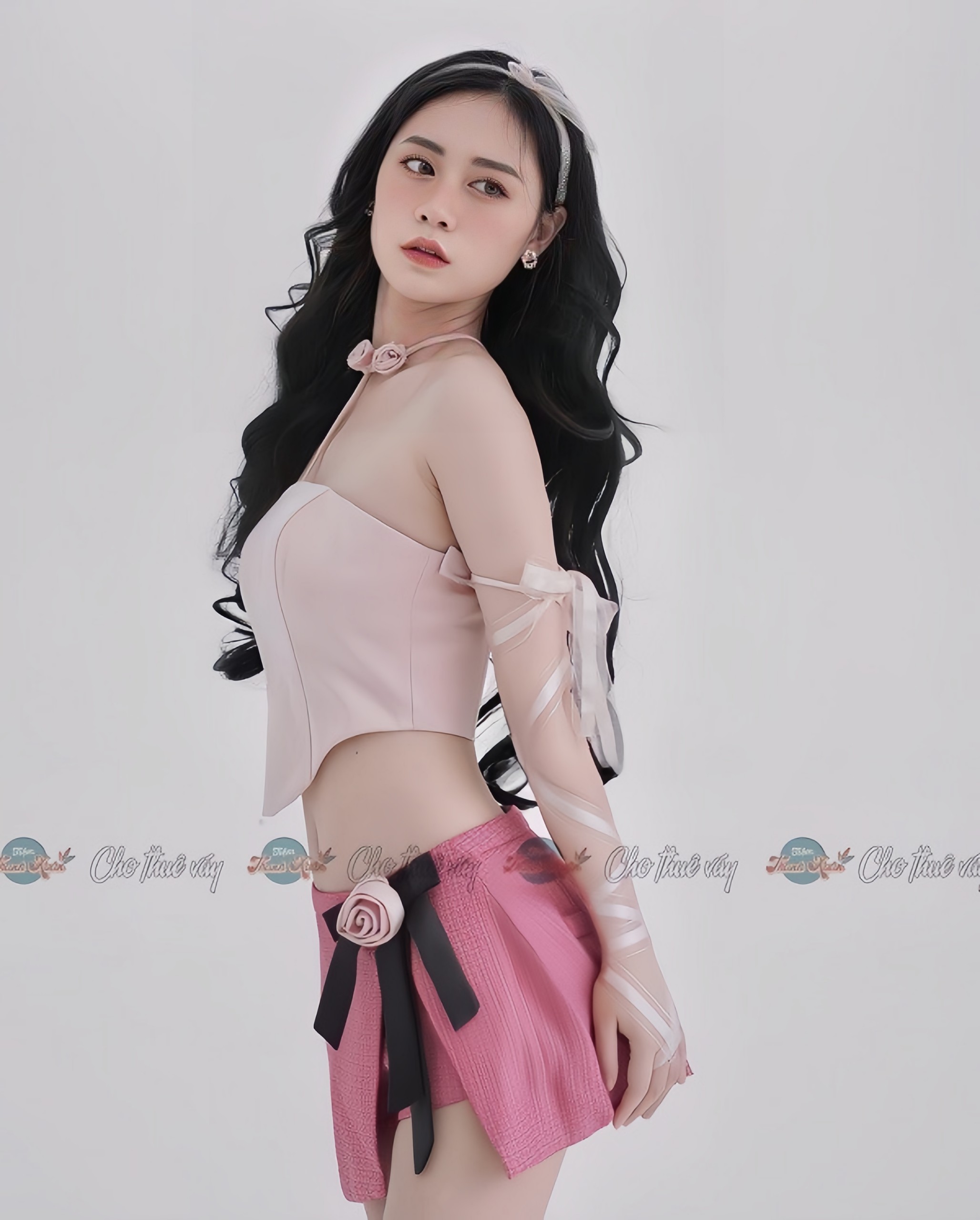 z4269242378254_97eb400aea598bb804ae18530720bad2 Set áo váy hoa hồng – L Seoul – 130k/ngày – SML – ở CN Phú Nhuận