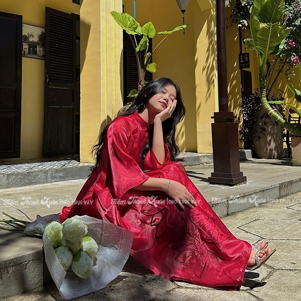2 Áo dài họa tiết hoa sen – 89k/ngày – SML