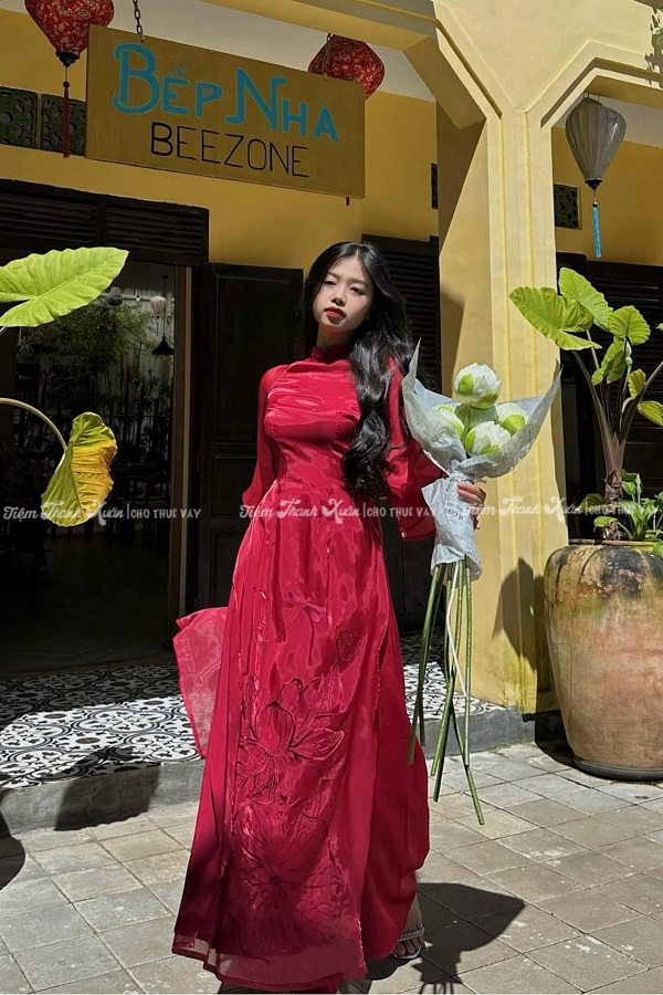 4 Áo dài họa tiết hoa sen – 89k/ngày – SML