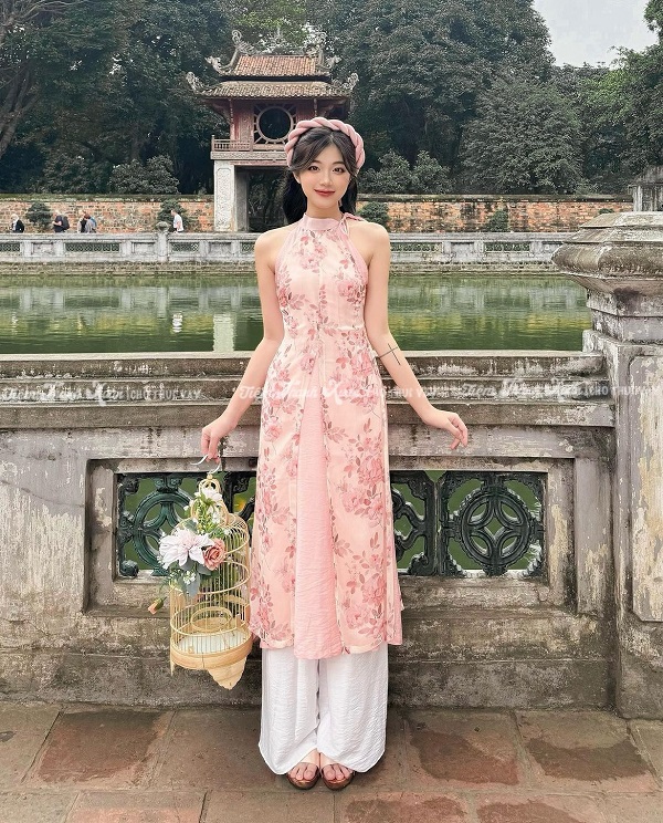 13 Yếm phối hoa – CLAY – 59k/ngày – SML