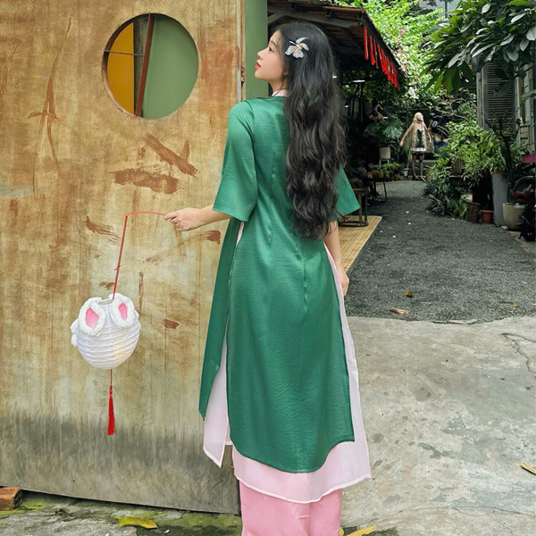 A4 Áo dài voan viền hồng – 89K/ngày – SML