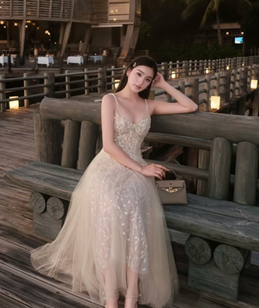 1 Đầm ren kem dáng dài – 170K/ngày – SM