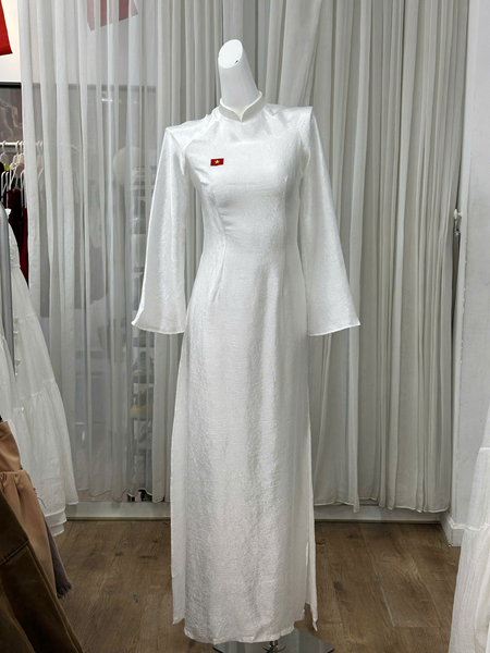 1 AD trắng thêu cờ – 119k/ngày – S,M,L,XL,XXL