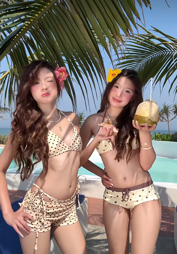 3 Bikini vàng chấm bi – 89k/ngày – freesz